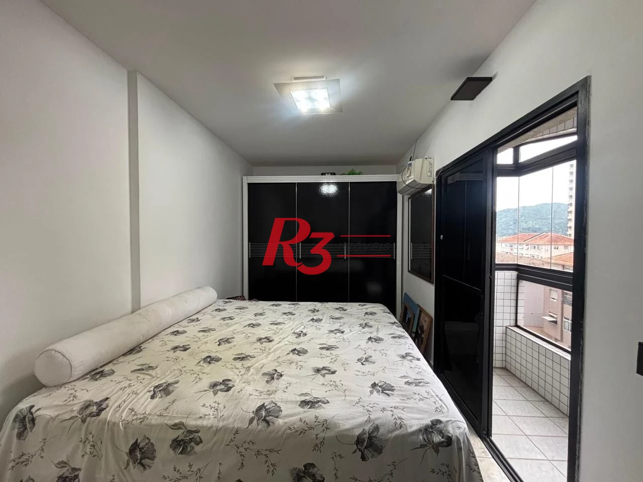 Apartamento com 1 dormitório à venda, 74 m² por R$ 650.000,00 - Ponta da Praia - Santos/SP