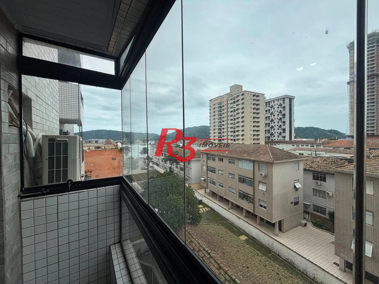 Apartamento com 1 dormitório à venda, 74 m² por R$ 650.000,00 - Ponta da Praia - Santos/SP