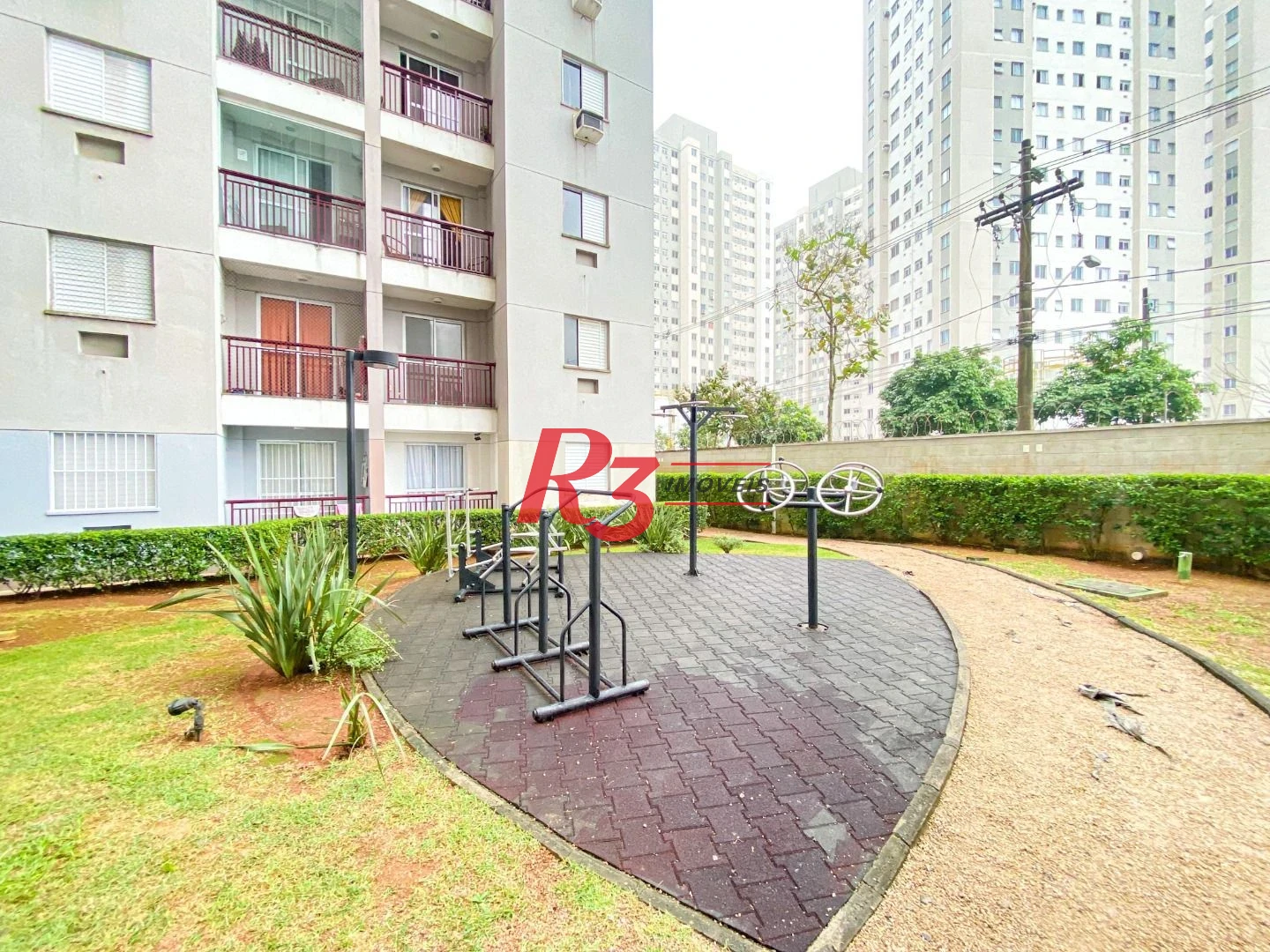 Apartamento com 2 dormitórios à venda, 49 m² por R$ 378.000,00 - Castelo - Santos/SP