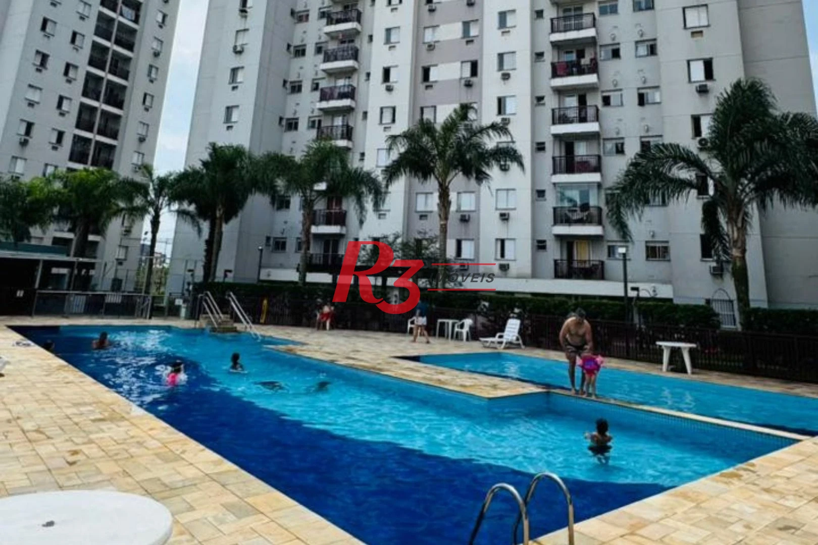 Apartamento com 2 dormitórios à venda, 49 m² por R$ 378.000,00 - Castelo - Santos/SP