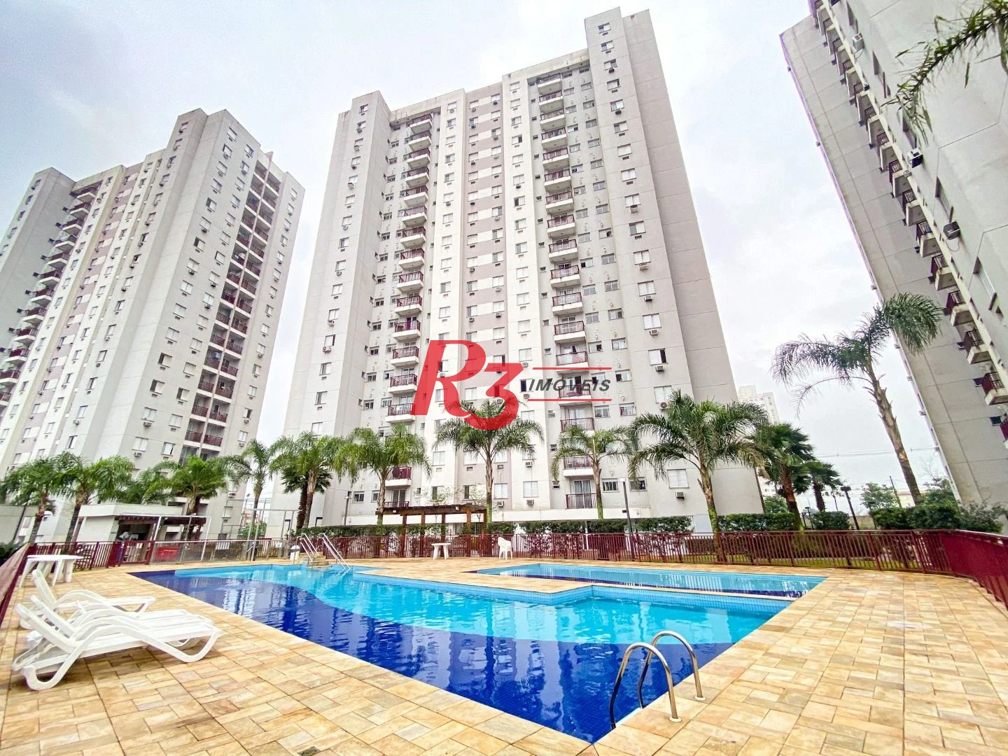 Apartamento com 2 dormitórios à venda, 49 m² por R$ 378.000,00 - Castelo - Santos/SP