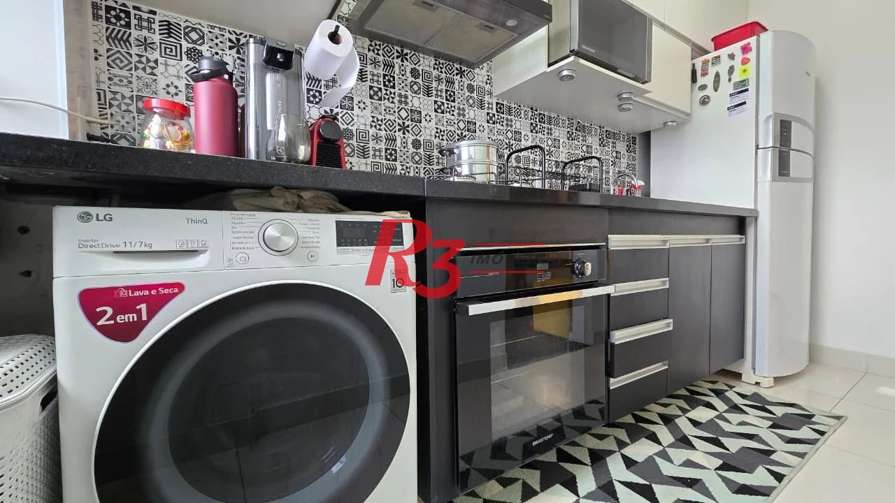 Apartamento com 2 dormitórios à venda, 49 m² por R$ 378.000,00 - Castelo - Santos/SP