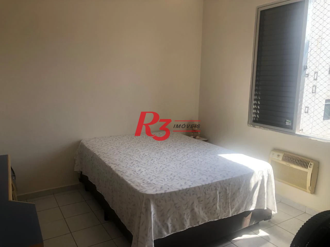 Apartamento com 2 dormitórios à venda, 67 m² por R$ 400.000,00 - Embaré - Santos/SP