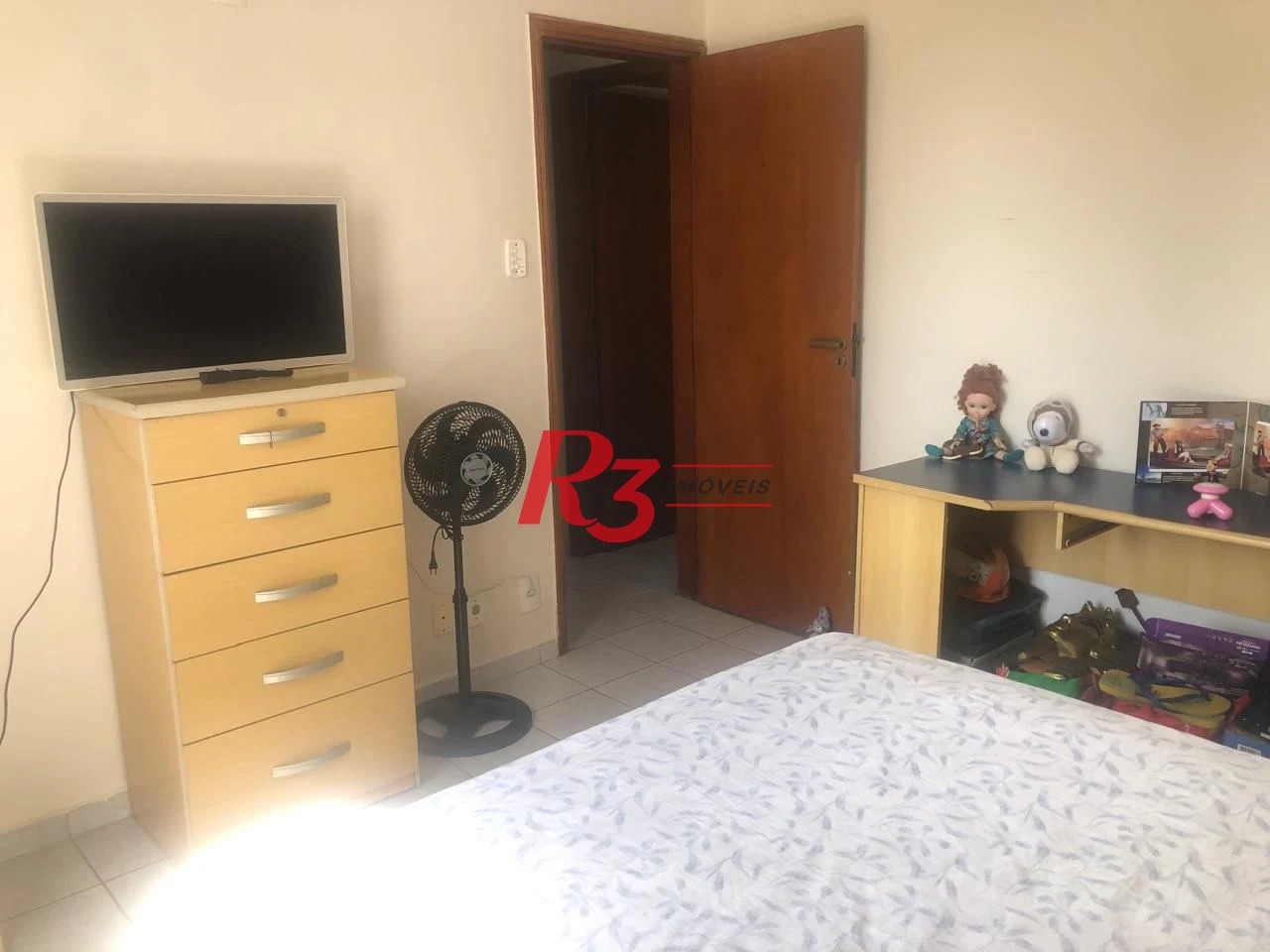 Apartamento com 2 dormitórios à venda, 67 m² por R$ 400.000,00 - Embaré - Santos/SP