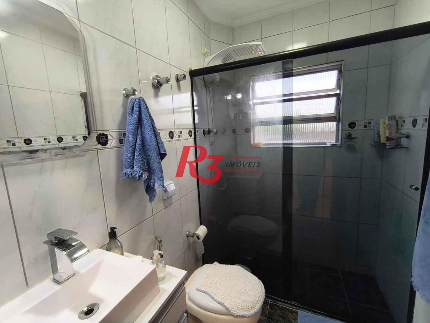 Apartamento com 2 dormitórios à venda, 67 m² por R$ 400.000,00 - Embaré - Santos/SP