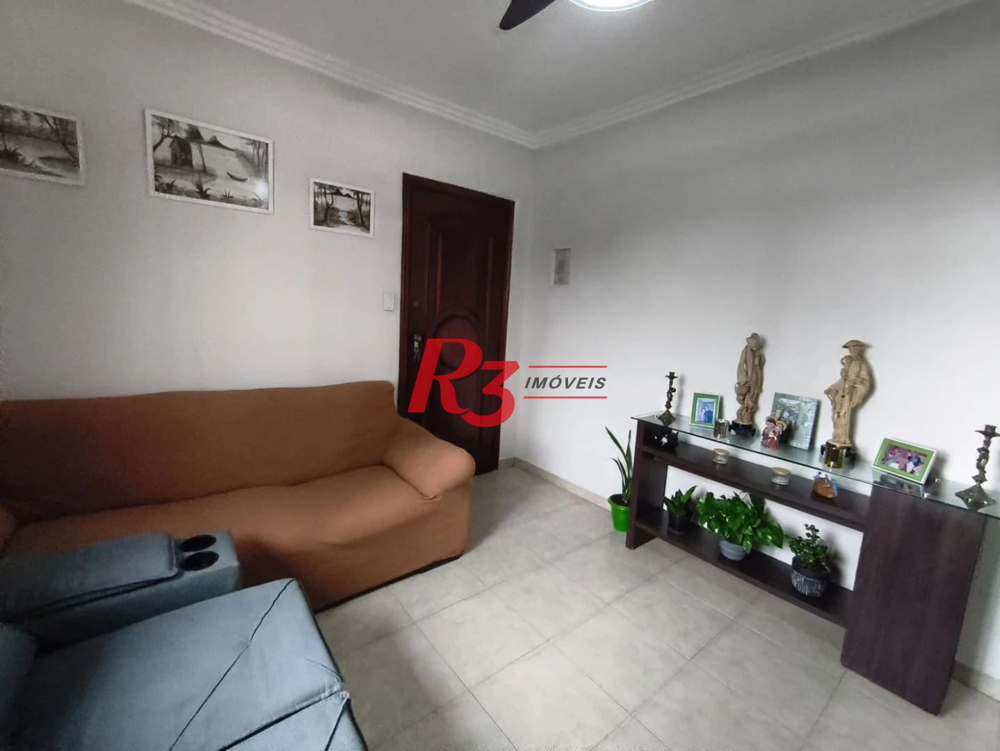 Apartamento com 2 dormitórios à venda, 67 m² por R$ 400.000,00 - Embaré - Santos/SP
