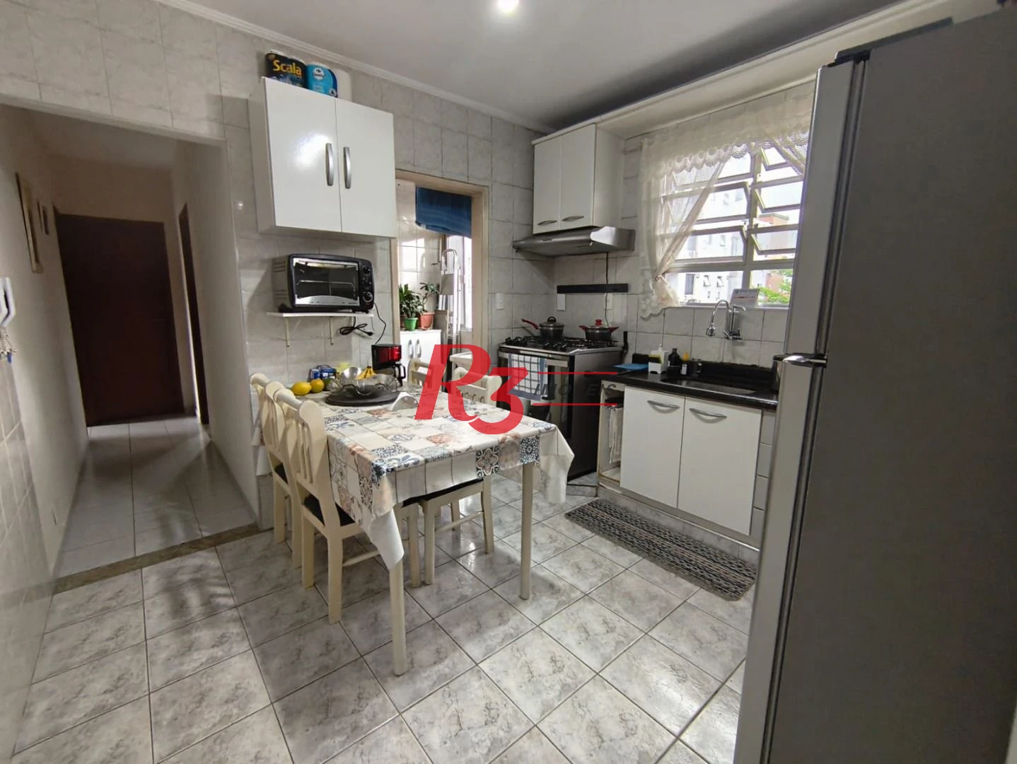 Apartamento com 2 dormitórios à venda, 67 m² por R$ 400.000,00 - Embaré - Santos/SP