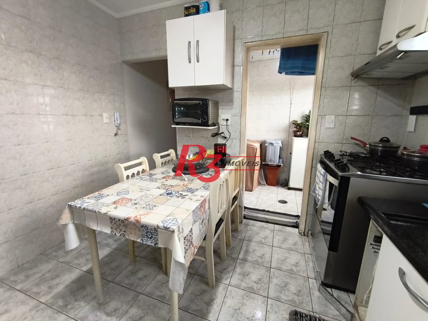 Apartamento com 2 dormitórios à venda, 67 m² por R$ 400.000,00 - Embaré - Santos/SP