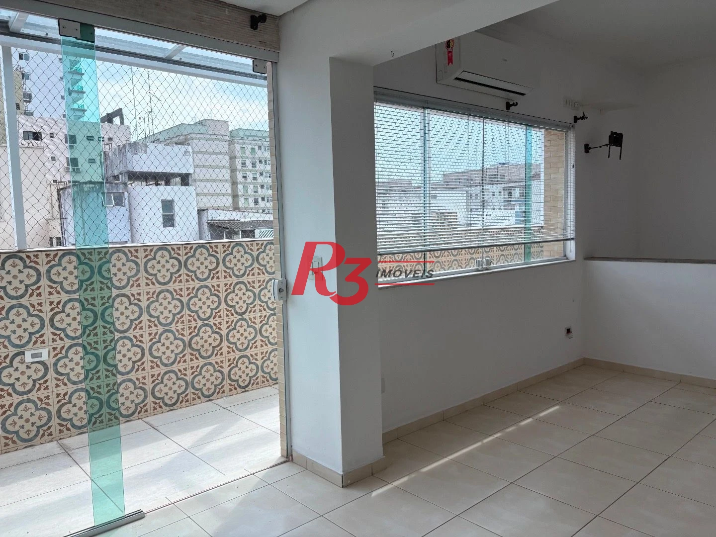 Apartamento Duplex com 3 dormitórios à venda, 144 m² por R$ 1.015.000,00 - Aparecida - Santos/SP