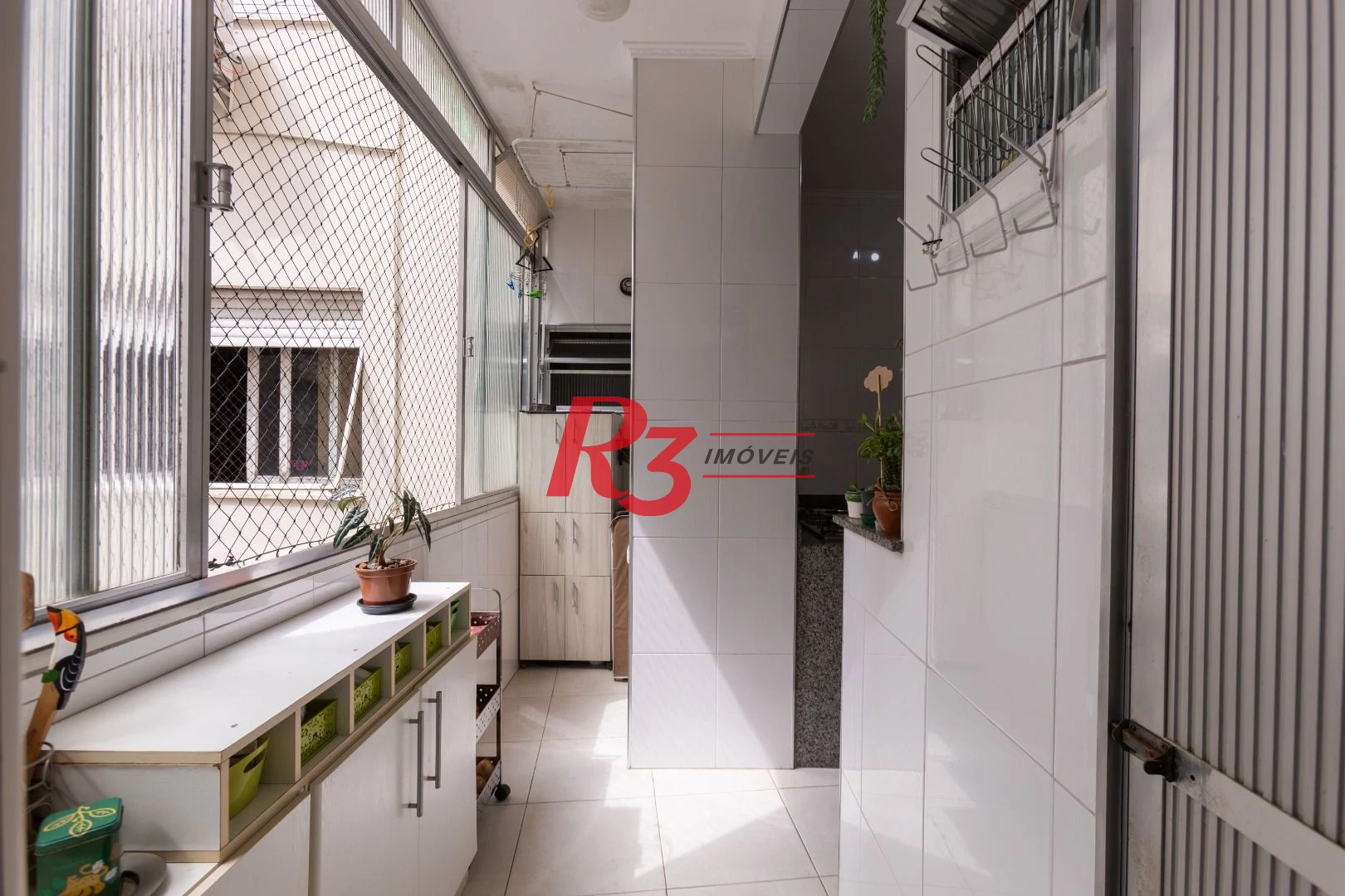 Apartamento com 3 dormitórios à venda, 114 m² por R$ 750.000,00 - Embaré - Santos/SP