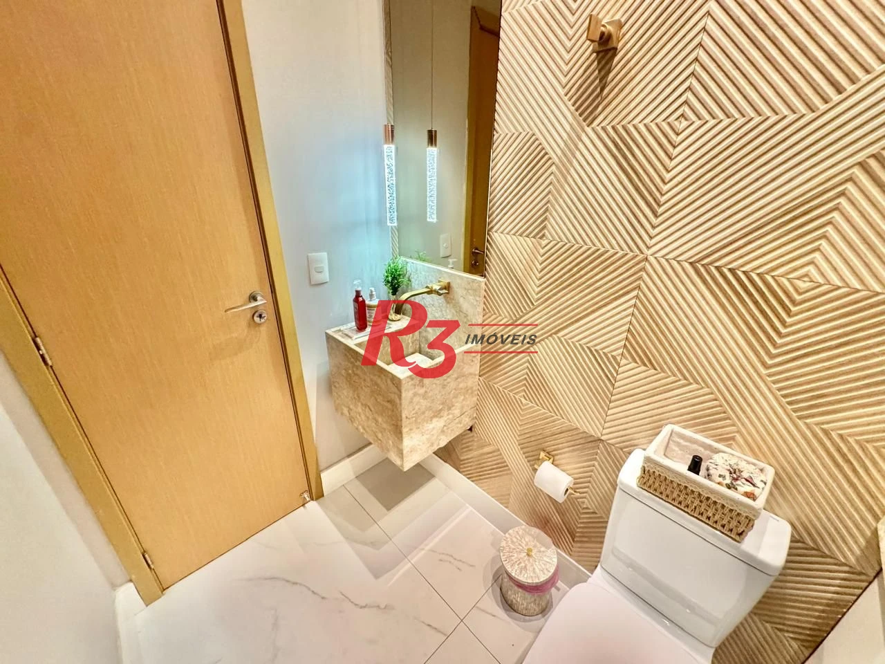 Apartamento com 4 dormitórios à venda, 167 m² por R$ 2.600.000,00 - Boqueirão - Santos/SP