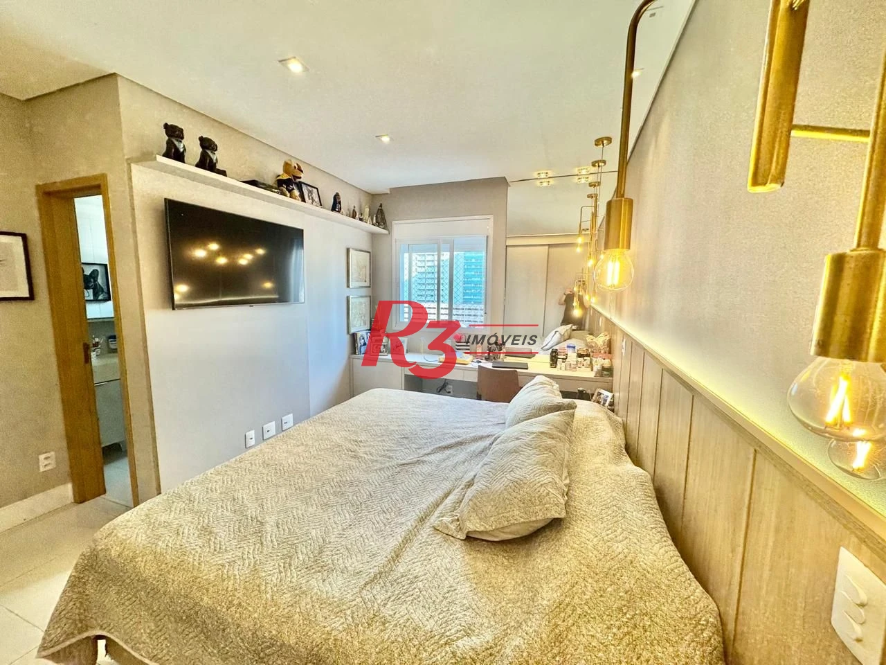 Apartamento com 4 dormitórios à venda, 167 m² por R$ 2.600.000,00 - Boqueirão - Santos/SP