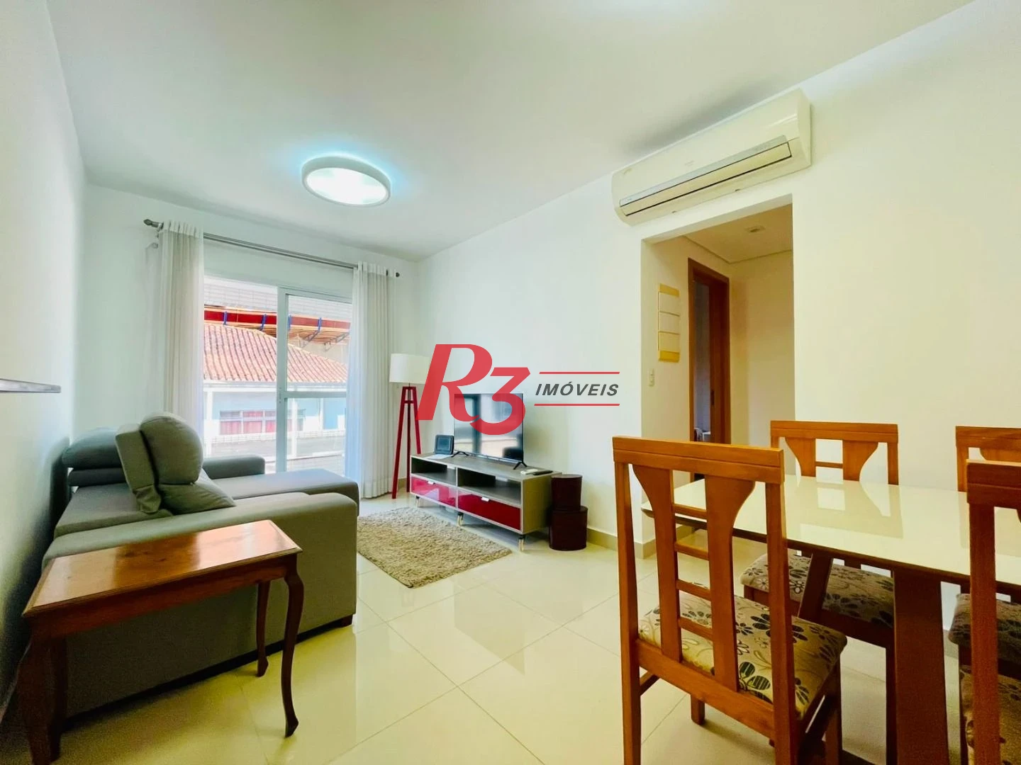Apartamento com 1 dormitório para alugar, 54 m² por R$ 4.700,00/mês - Embaré - Santos/SP