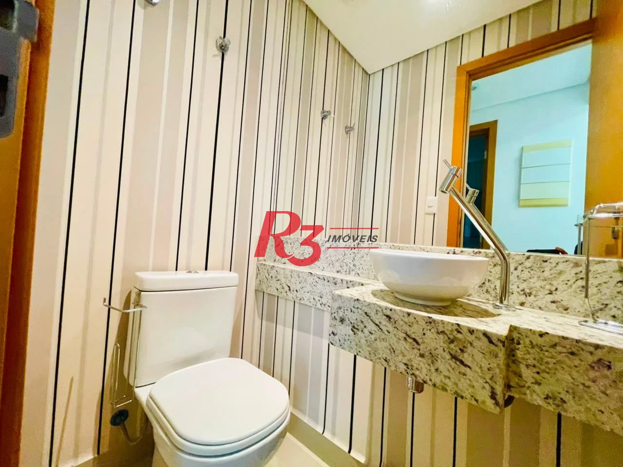 Apartamento com 1 dormitório para alugar, 54 m² por R$ 4.700,00/mês - Embaré - Santos/SP