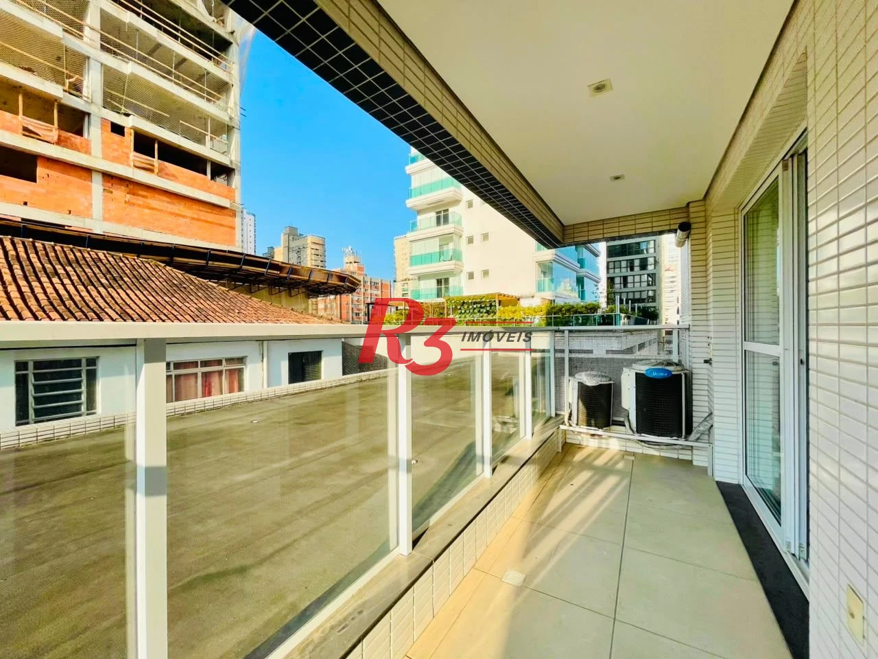 Apartamento com 1 dormitório para alugar, 54 m² por R$ 4.700,00/mês - Embaré - Santos/SP