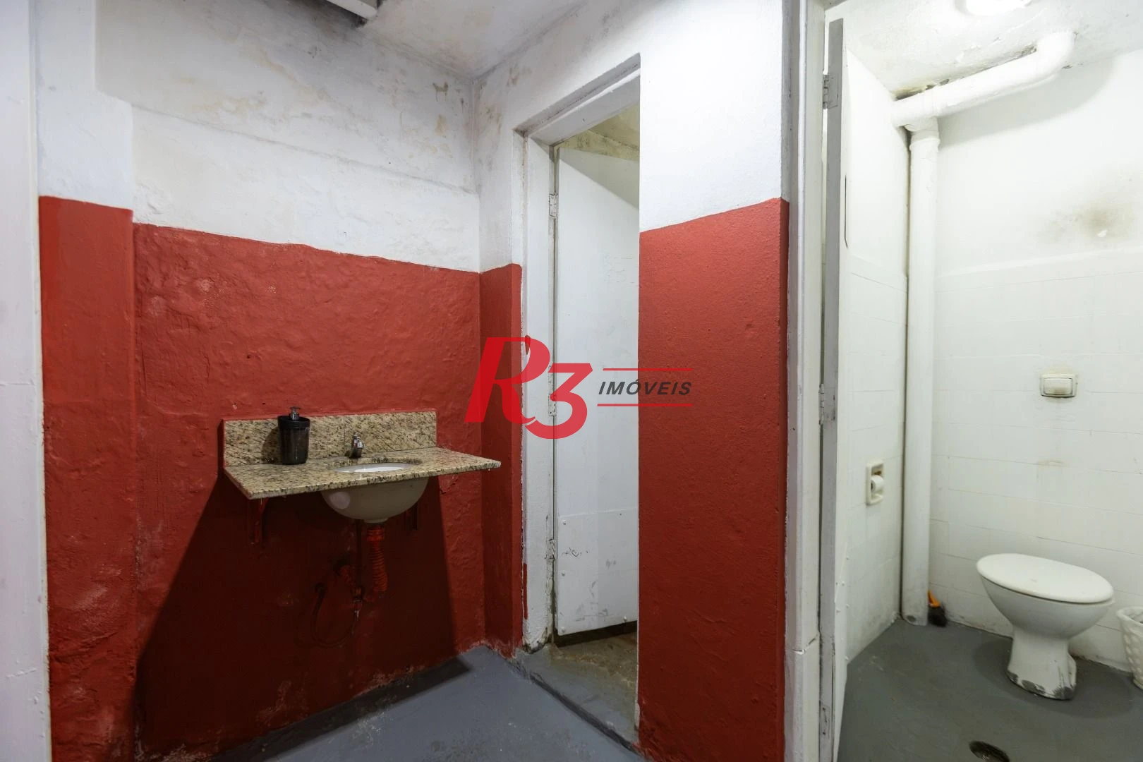 Loja para alugar, 400 m² por R$ 7.000,00/mês - Paquetá - Santos/SP