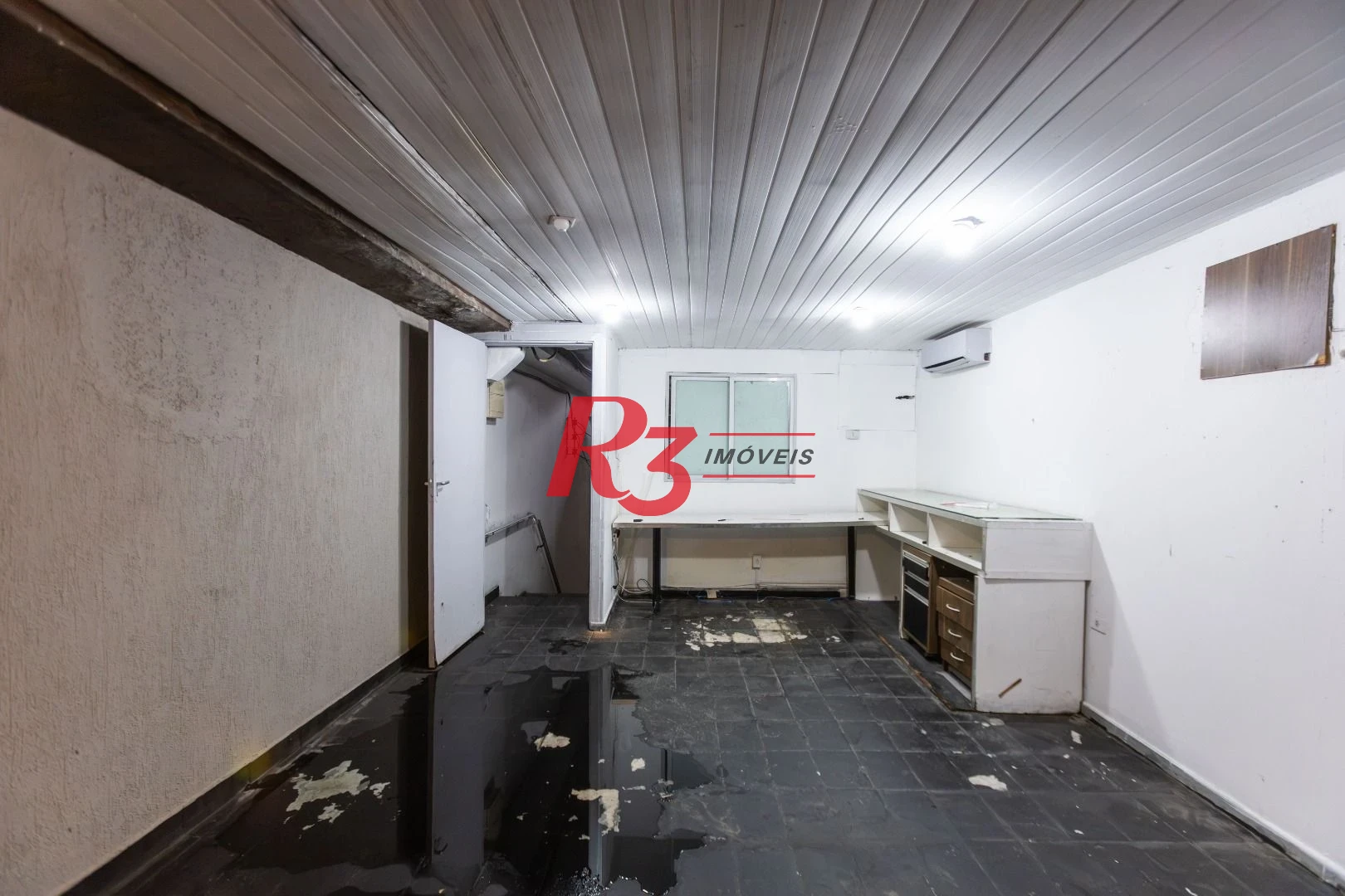 Loja para alugar, 400 m² por R$ 7.000,00/mês - Paquetá - Santos/SP