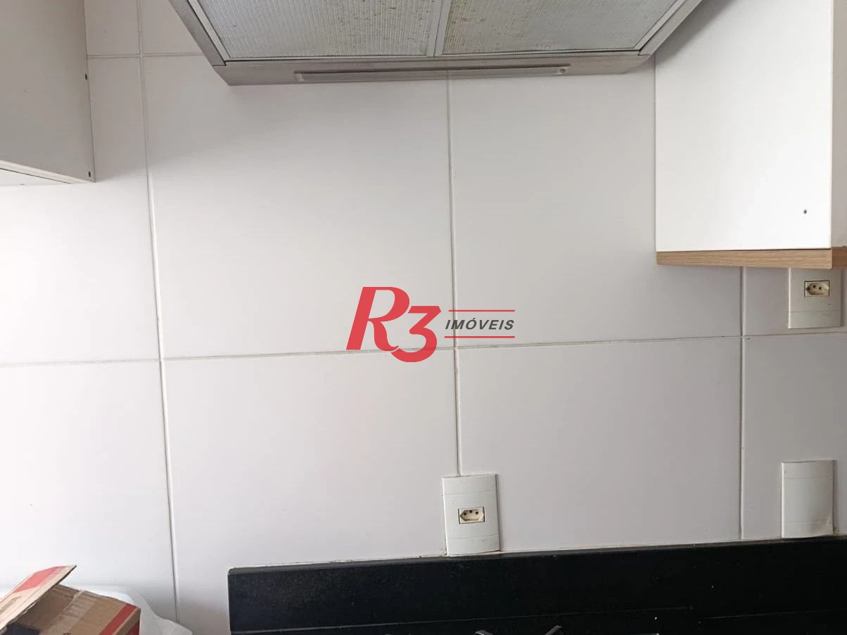 Apartamento com 2 dormitórios à venda, 49 m² por R$ 355.000,00 - Castelo - Santos/SP