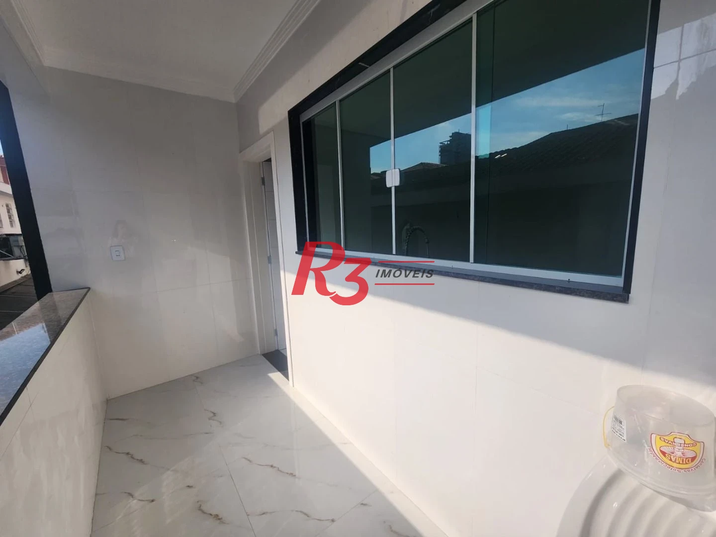 Casa com 3 dormitórios à venda, 198 m² por R$ 1.650.000,00 - Marapé - Santos/SP