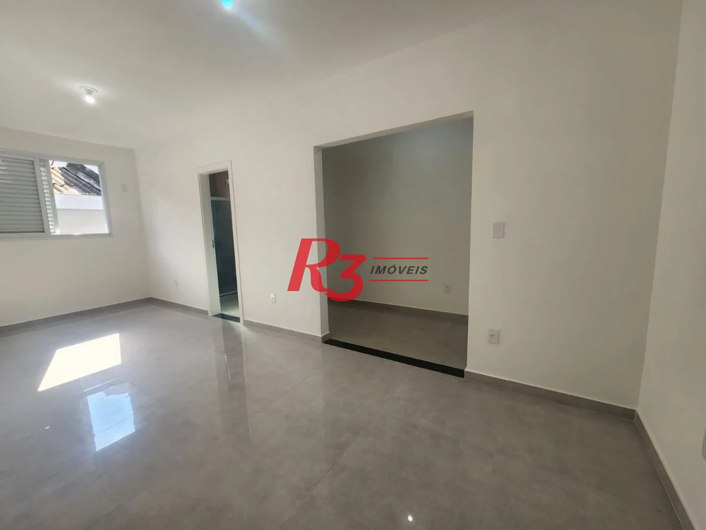 Casa com 3 dormitórios à venda, 198 m² por R$ 1.650.000,00 - Marapé - Santos/SP