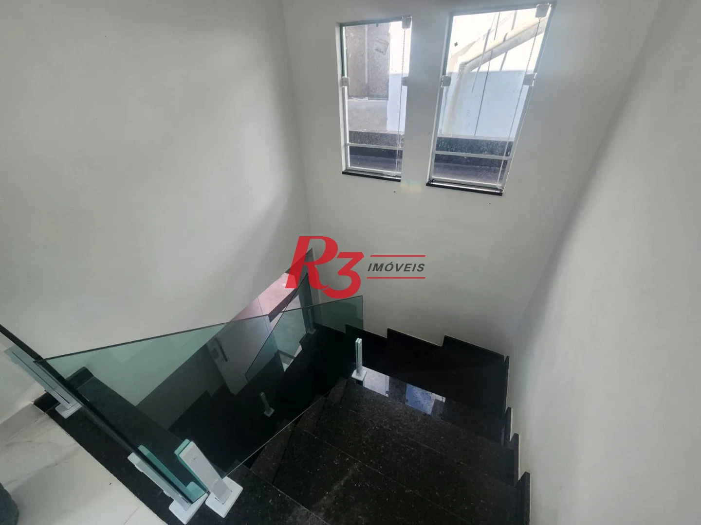 Casa com 3 dormitórios à venda, 198 m² por R$ 1.650.000,00 - Marapé - Santos/SP