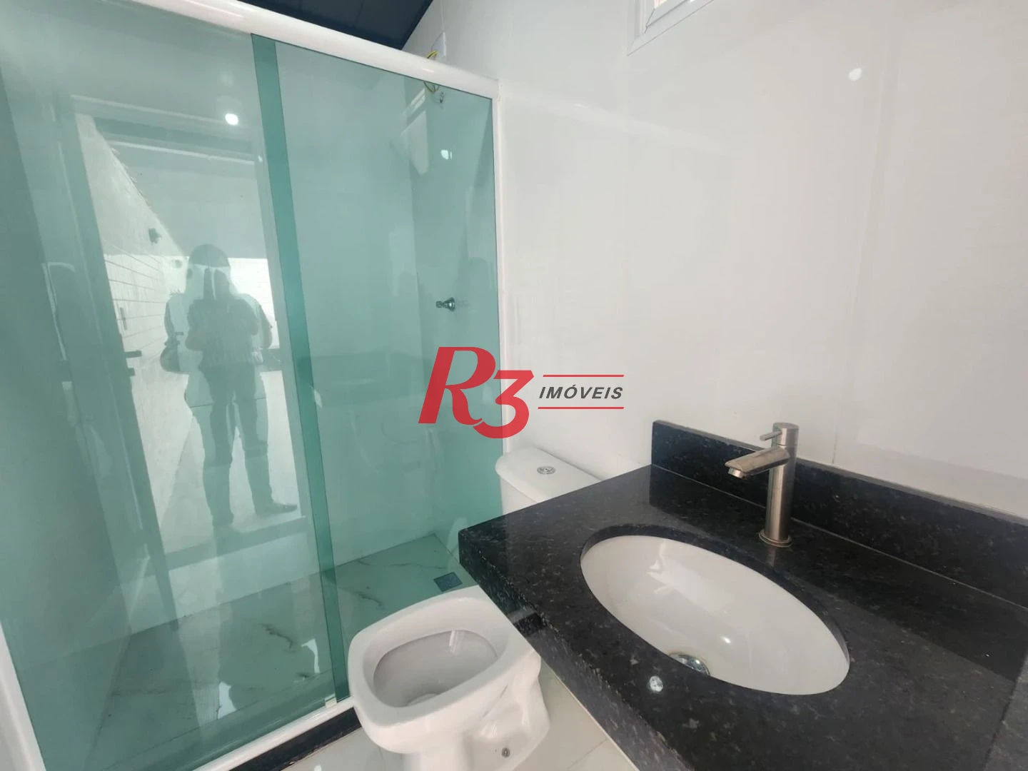 Casa com 3 dormitórios à venda, 198 m² por R$ 1.650.000,00 - Marapé - Santos/SP