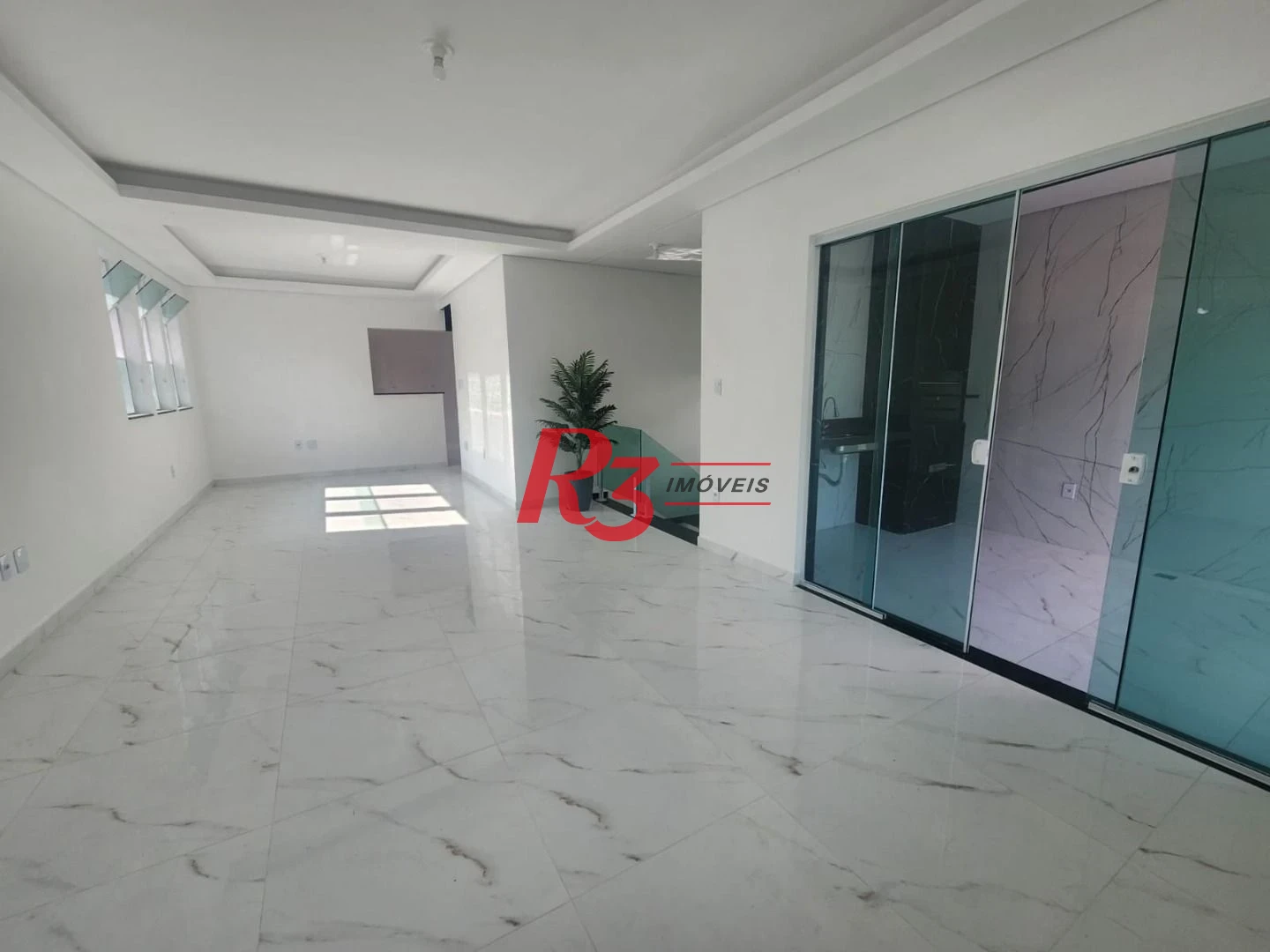 Casa com 3 dormitórios à venda, 198 m² por R$ 1.650.000,00 - Marapé - Santos/SP
