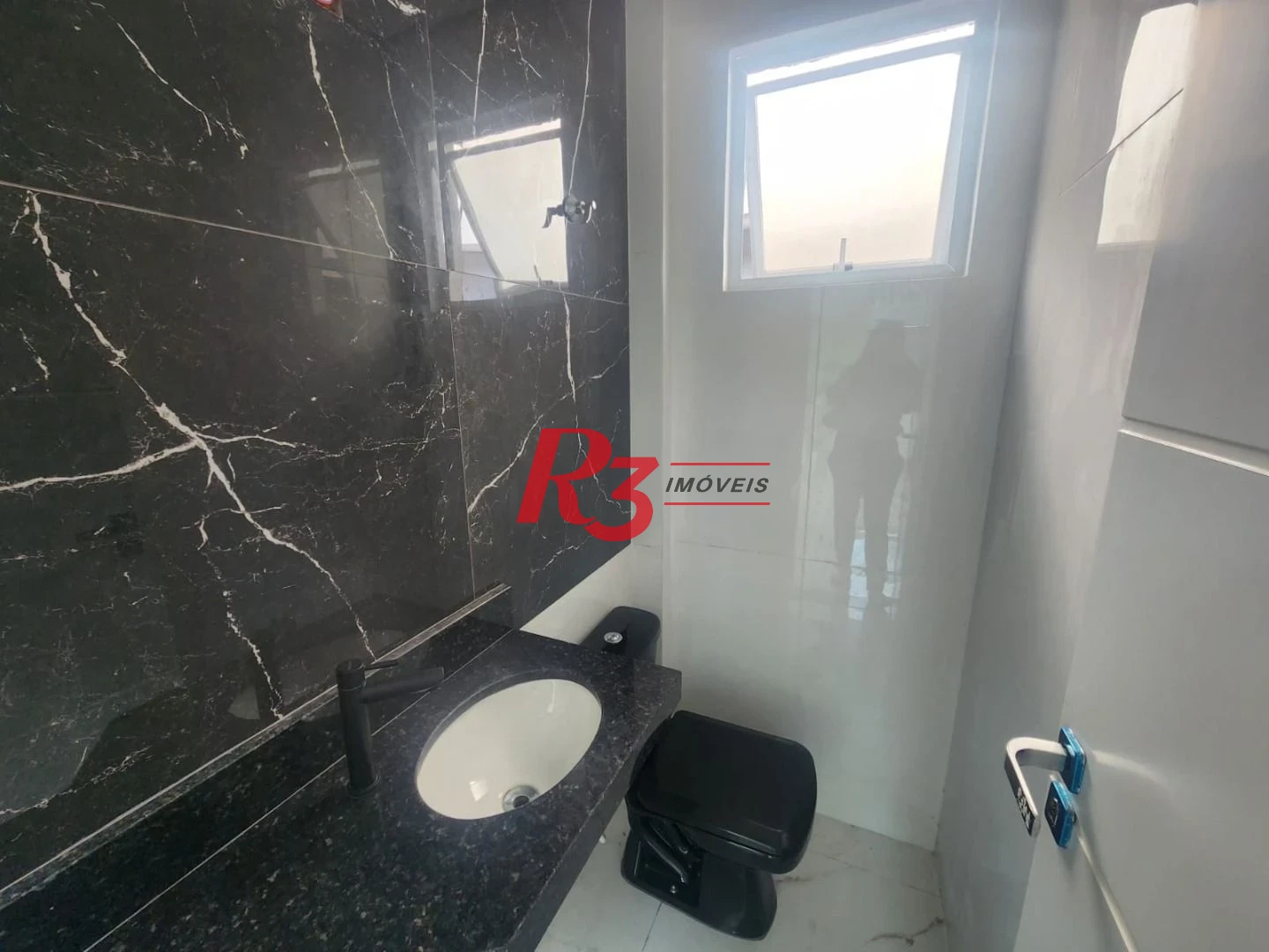 Casa com 3 dormitórios à venda, 198 m² por R$ 1.650.000,00 - Marapé - Santos/SP