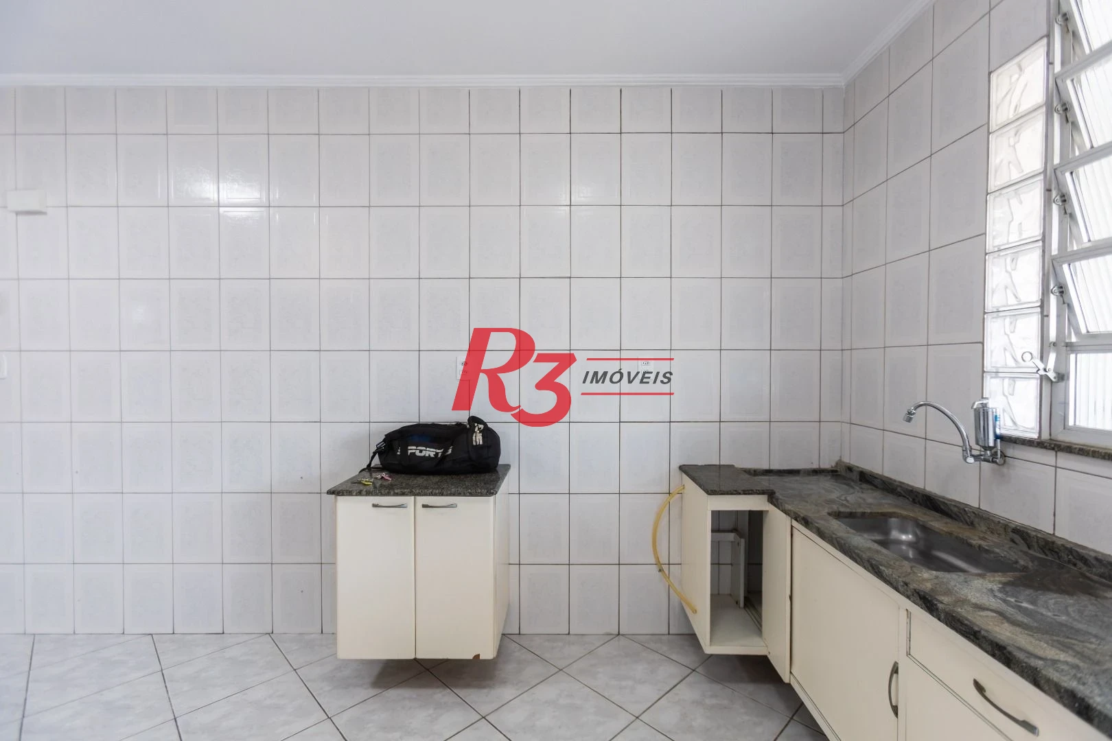 Apartamento com 2 dormitórios para alugar, 90 m² por R$ 3.800,00/mês - Vila Matias - Santos/SP