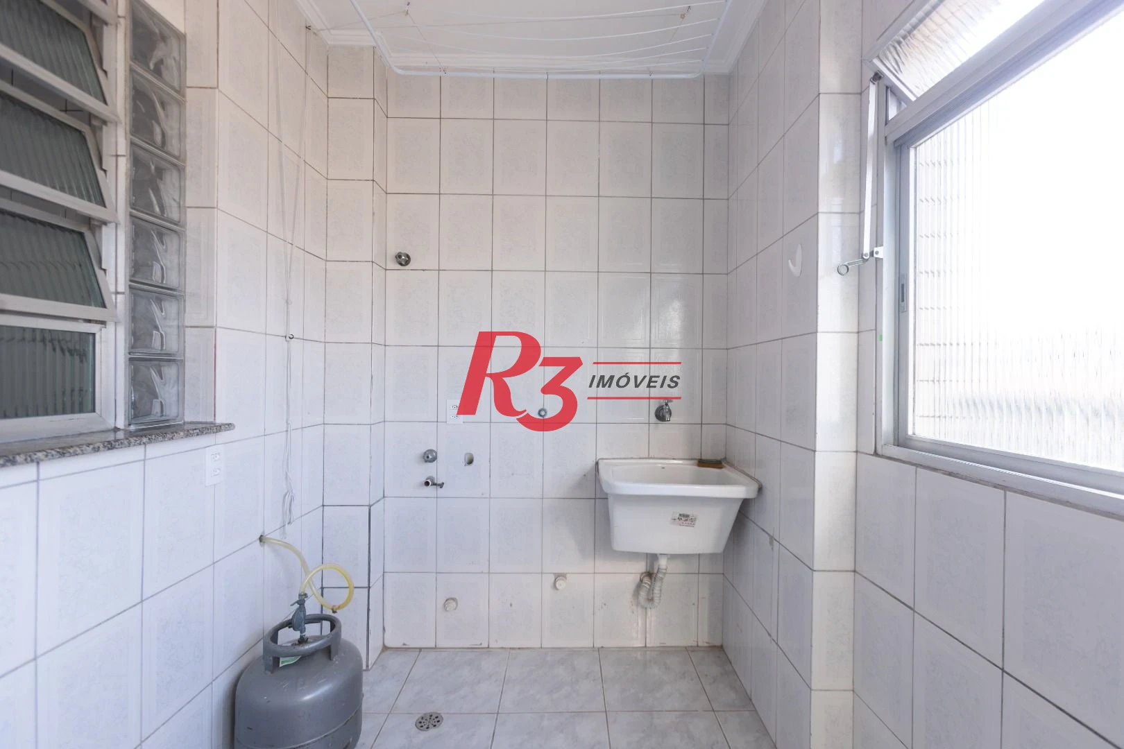 Apartamento com 2 dormitórios para alugar, 90 m² por R$ 3.800,00/mês - Vila Matias - Santos/SP