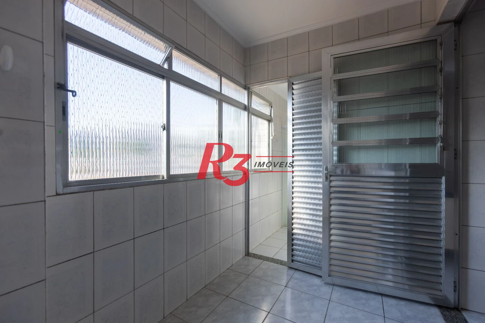 Apartamento com 2 dormitórios para alugar, 90 m² por R$ 3.800,00/mês - Vila Matias - Santos/SP