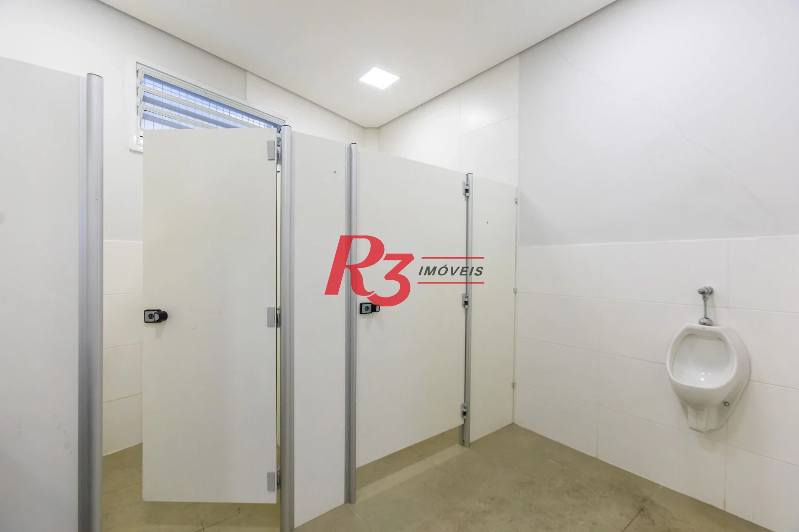 Loja para alugar, 2350 m² - Campo Grande - Santos/SP