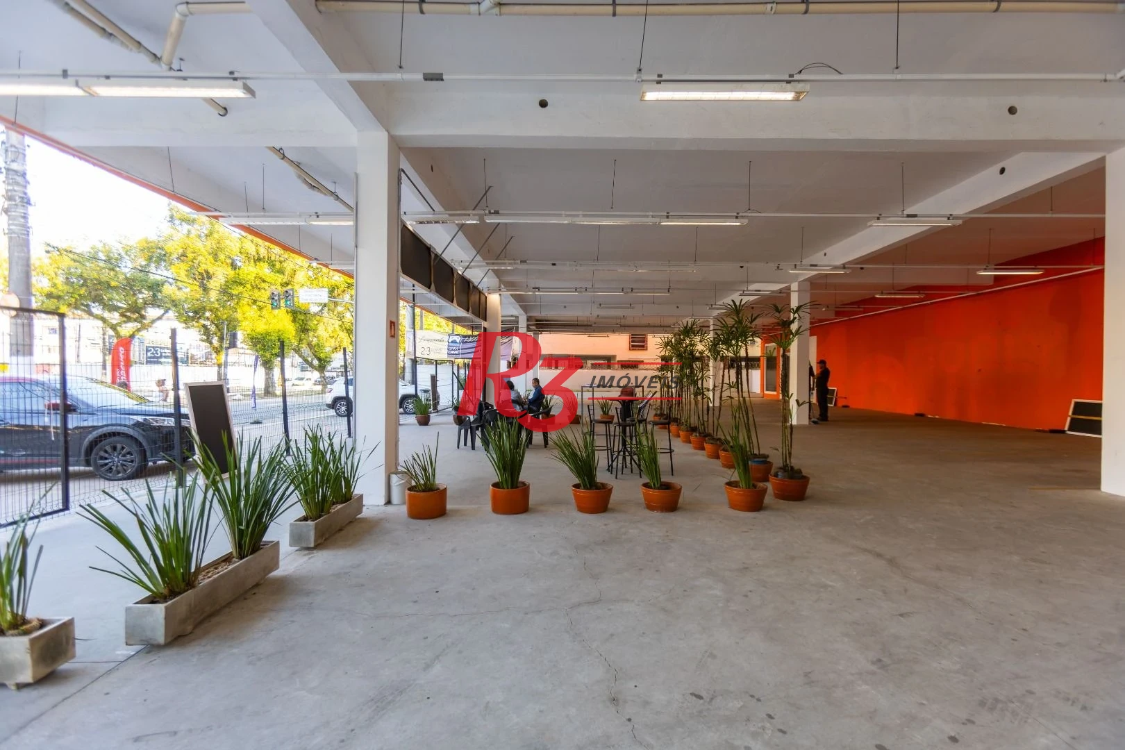 Loja para alugar, 2350 m² - Campo Grande - Santos/SP