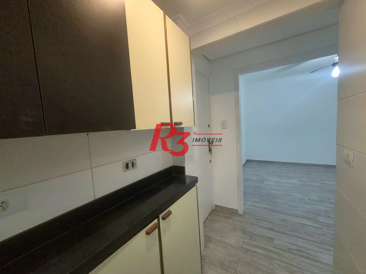 Apartamento com 1 dormitório à venda, 50 m² por R$ 359.000,00 - Embaré - Santos/SP