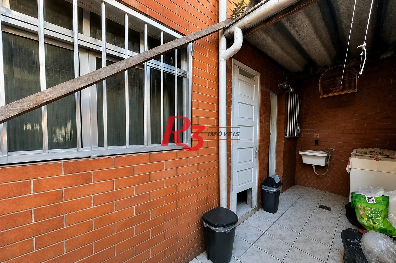 Sobrado com 2 dormitórios à venda, 118 m² por R$ 550.000,00 - Marapé - Santos/SP