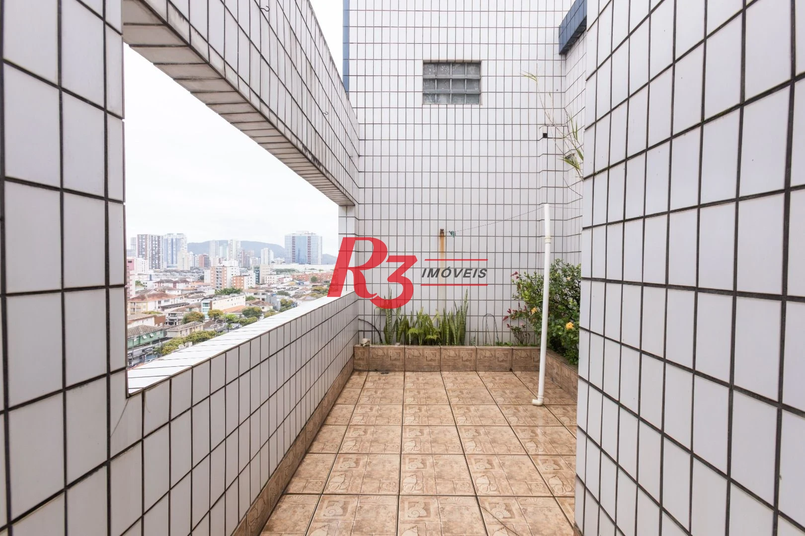 Cobertura com 2 dormitórios à venda, 201 m² por R$ 865.000,00 - Aparecida - Santos/SP