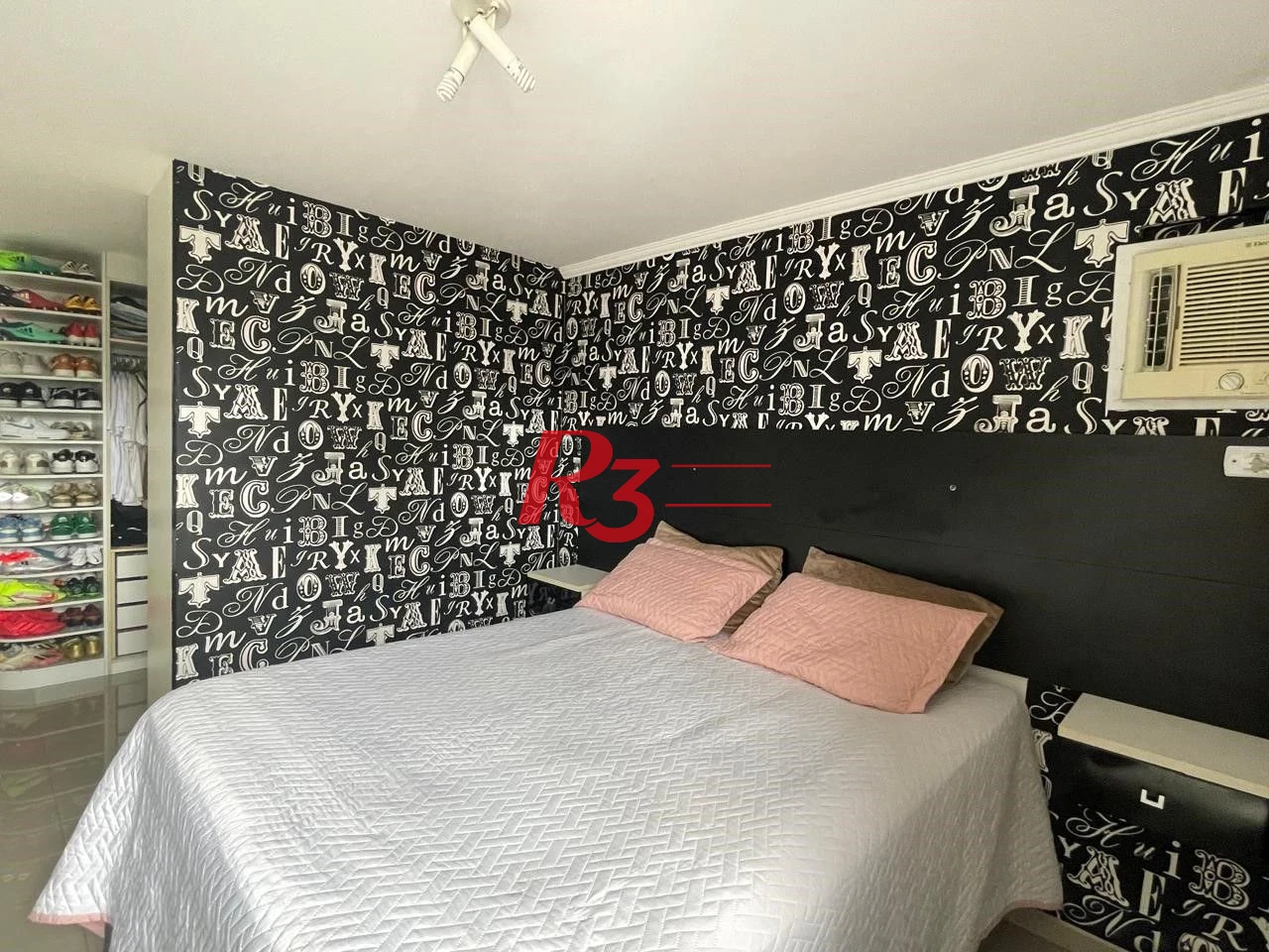 Cobertura com 4 dormitórios à venda, 268 m² por R$ 1.900.000,00 - Campo Grande - Santos/SP