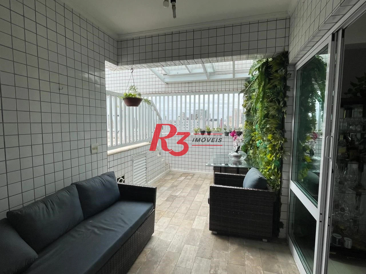 Cobertura com 4 dormitórios à venda, 268 m² por R$ 1.900.000,00 - Campo Grande - Santos/SP