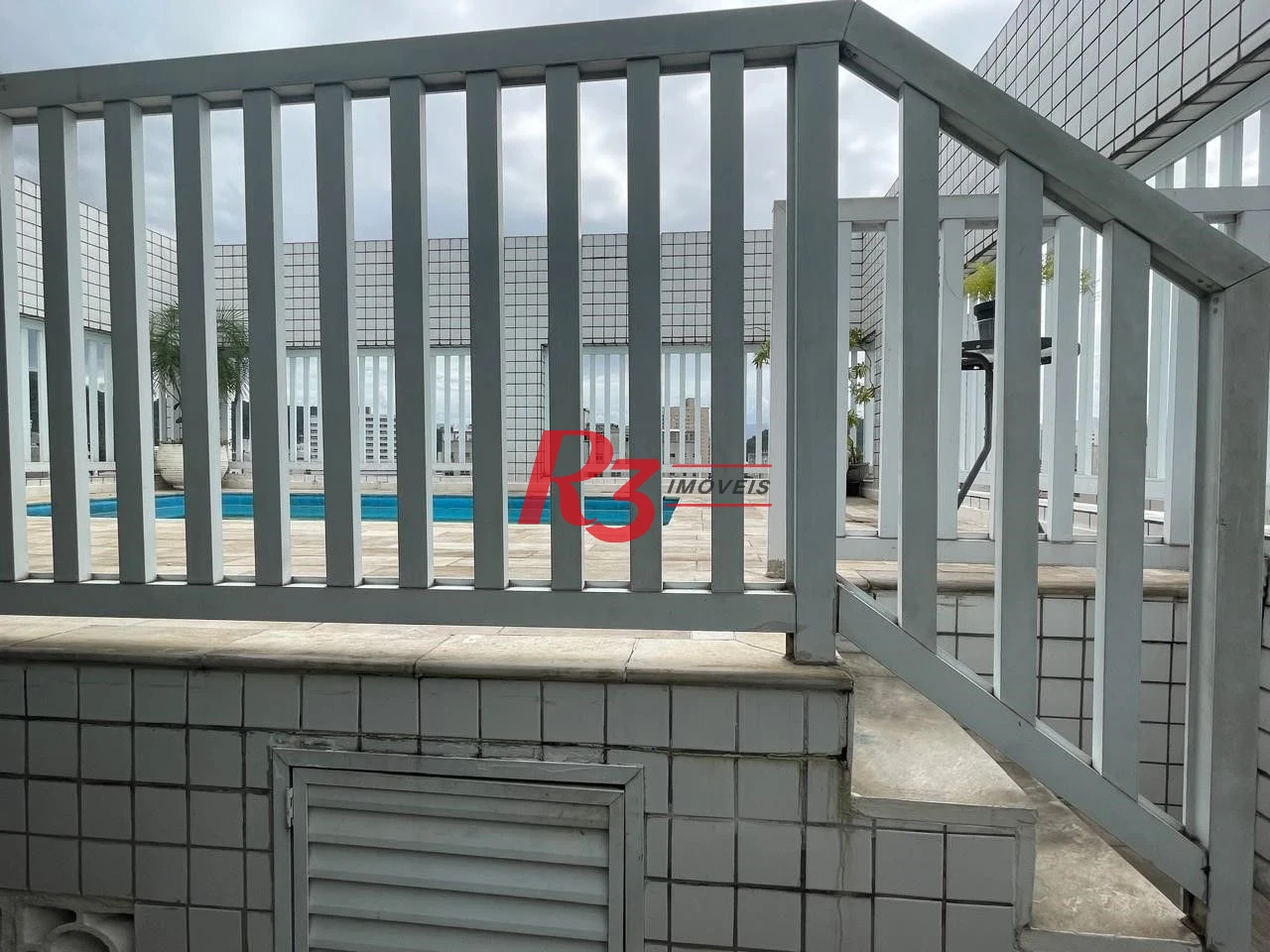 Cobertura com 4 dormitórios à venda, 268 m² por R$ 1.900.000,00 - Campo Grande - Santos/SP