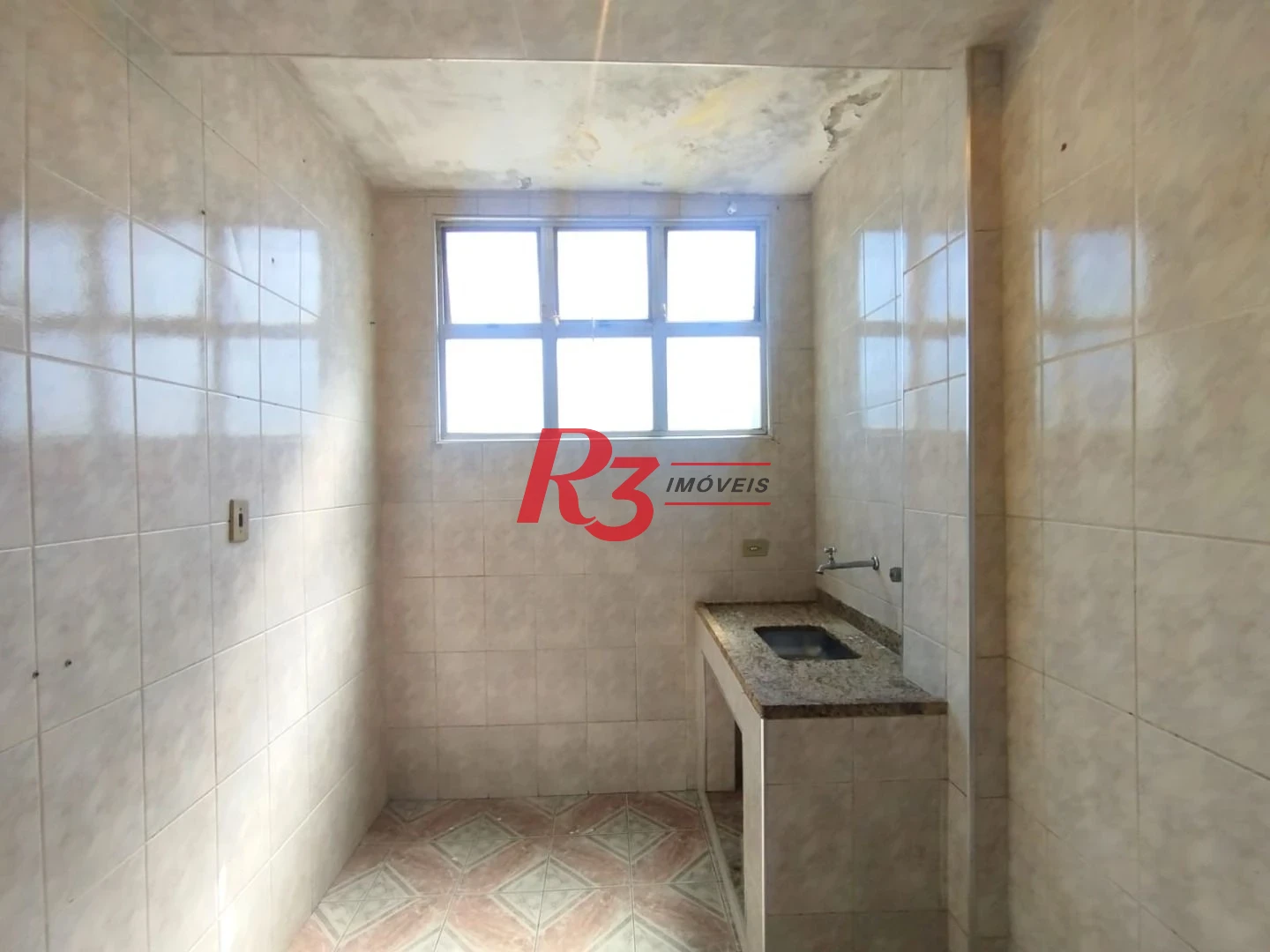 Kitnet com 1 dormitório à venda, 53 m² por R$ 335.000,00 - José Menino - Santos/SP