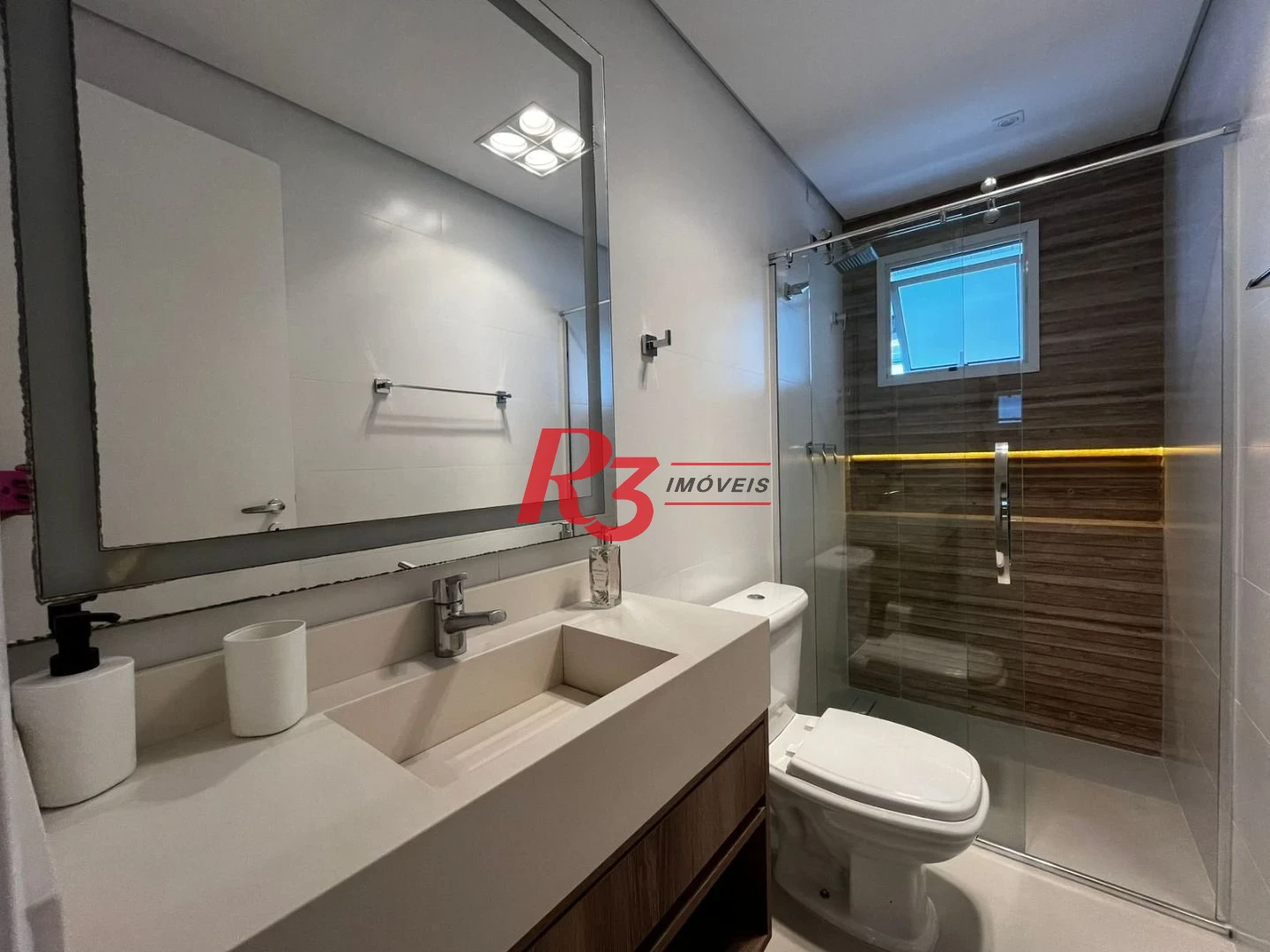 Apartamento Garden com 2 dormitórios para alugar, 90 m² por R$ 9.500,00/mês - Gonzaga - Santos/SP