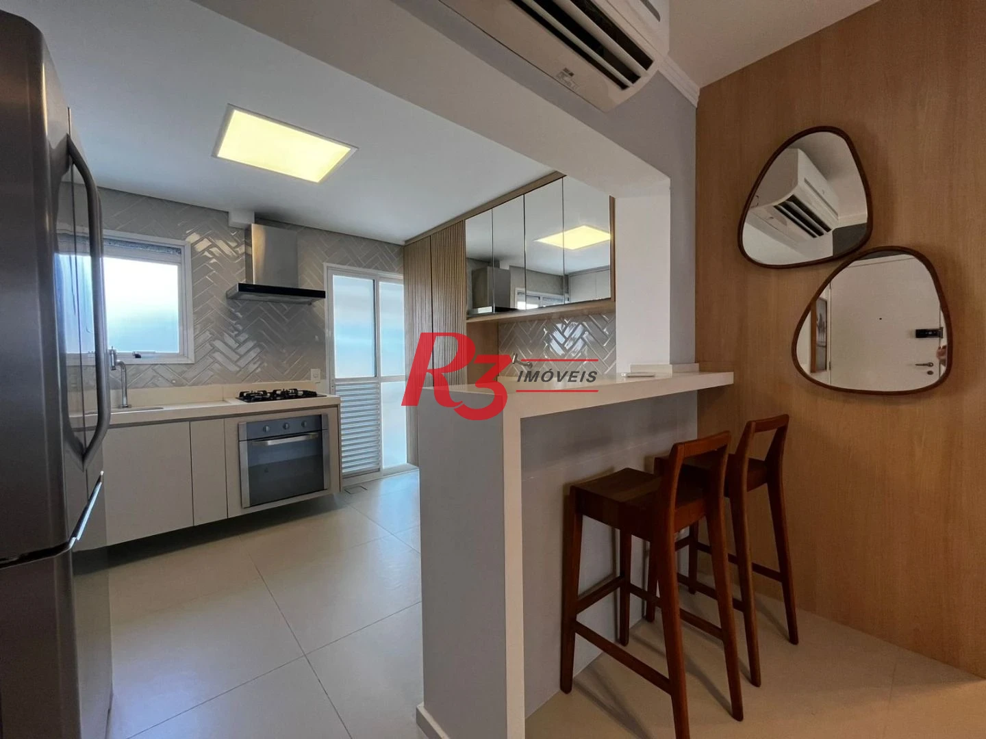 Apartamento Garden com 2 dormitórios para alugar, 90 m² por R$ 9.500,00/mês - Gonzaga - Santos/SP
