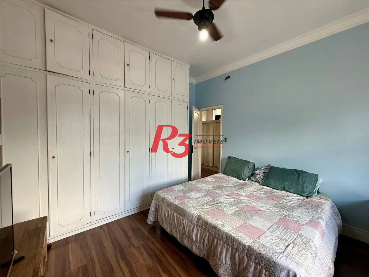 Casa com 2 dormitórios à venda, 188 m² por R$ 1.800.000,00 - Ponta da Praia - Santos/SP