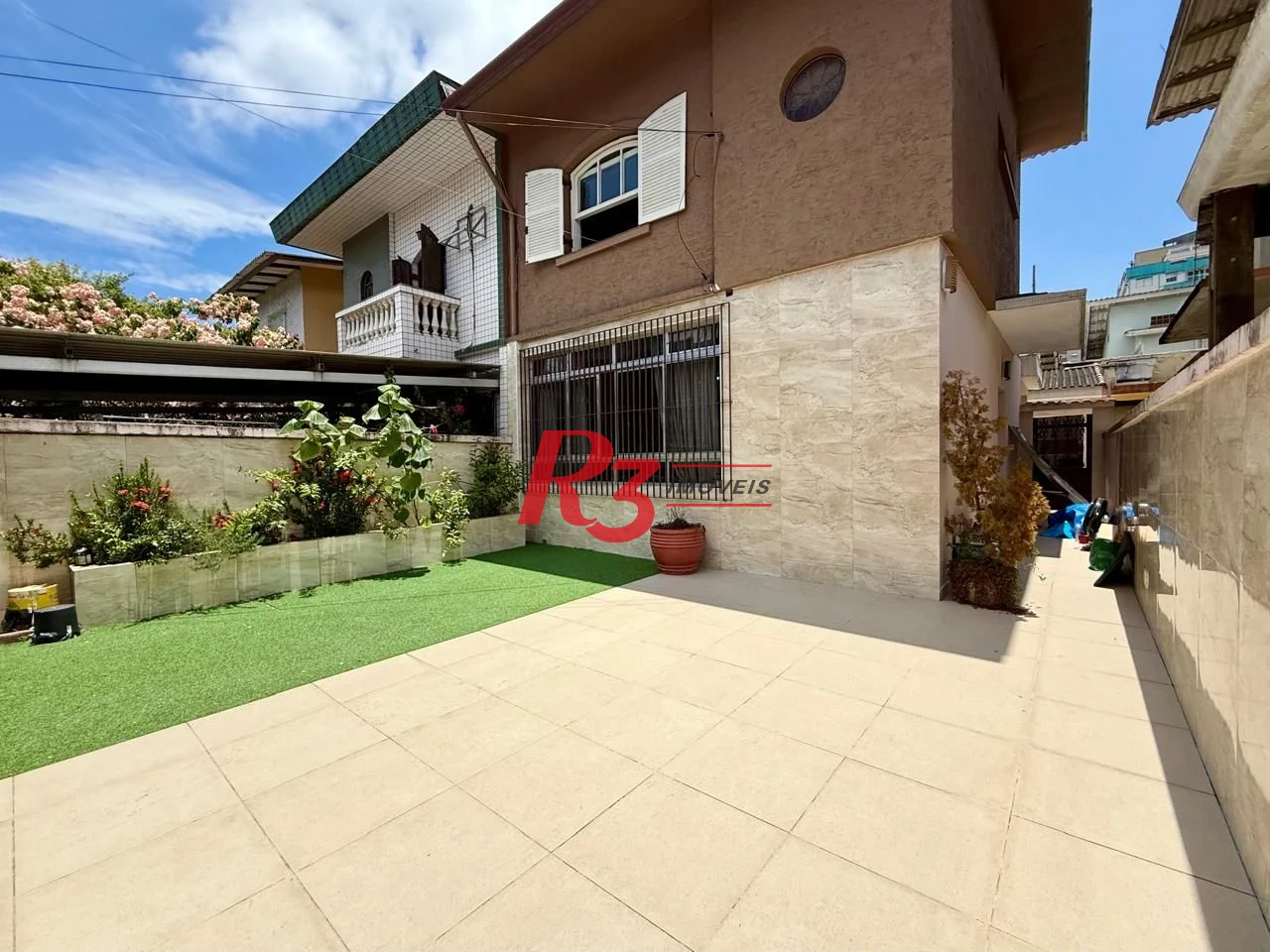 Casa com 2 dormitórios à venda, 188 m² por R$ 1.800.000,00 - Ponta da Praia - Santos/SP