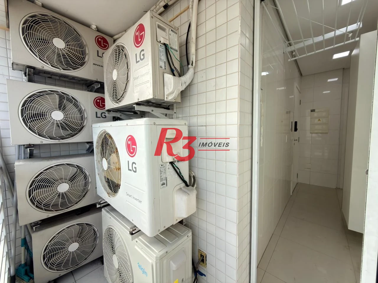 Apartamento com 3 dormitórios para alugar, 171 m² por R$ 16.850,00/mês - Embaré - Santos/SP