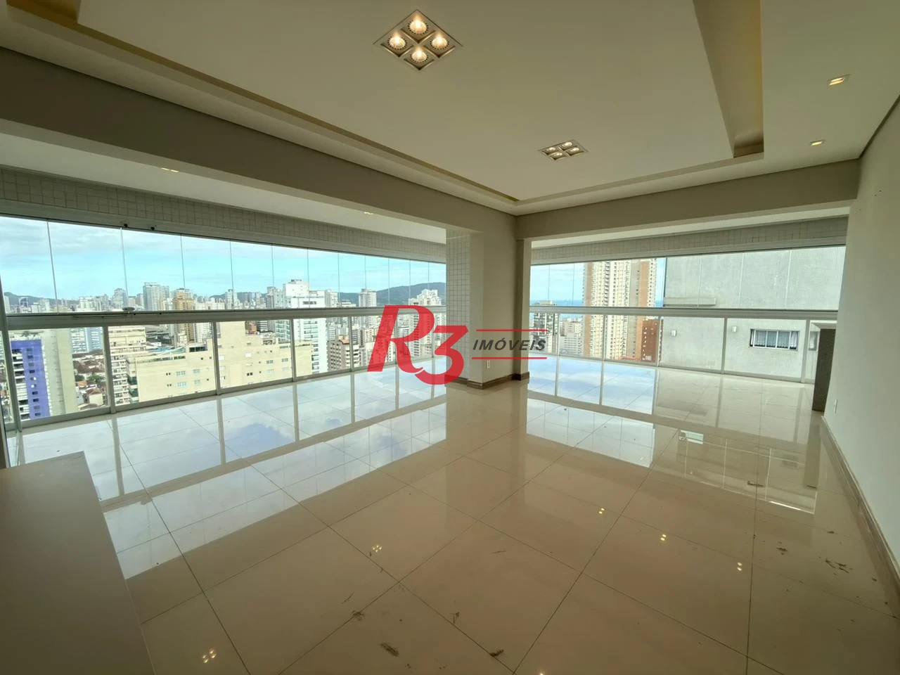 Apartamento com 3 dormitórios para alugar, 171 m² por R$ 16.850,00/mês - Embaré - Santos/SP