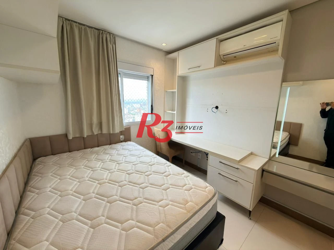 Apartamento com 3 dormitórios para alugar, 171 m² por R$ 16.850,00/mês - Embaré - Santos/SP