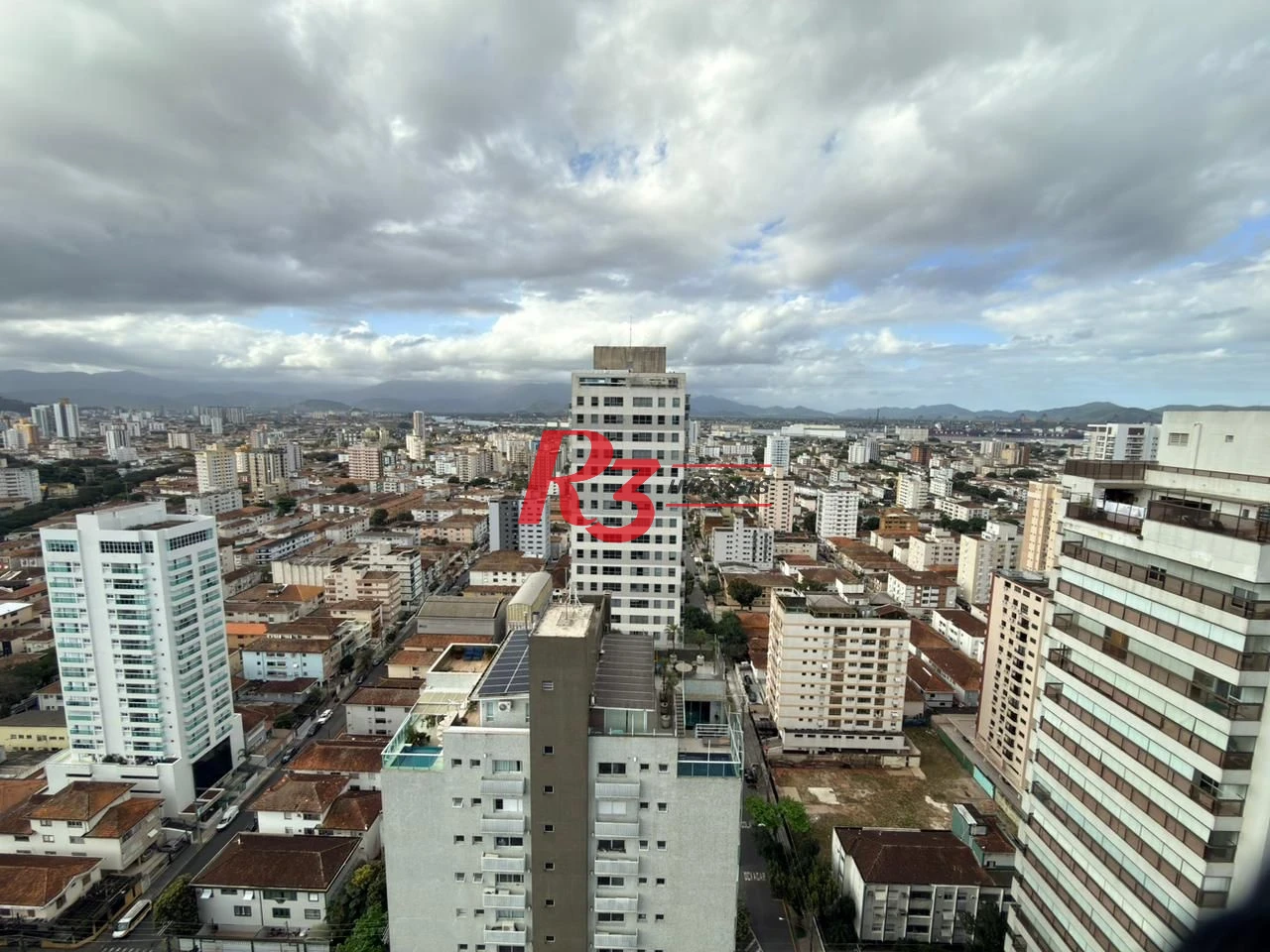 Apartamento com 3 dormitórios para alugar, 171 m² por R$ 16.850,00/mês - Embaré - Santos/SP