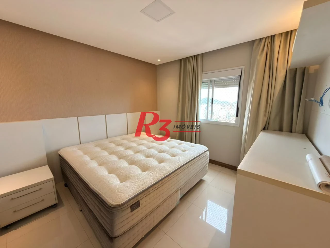 Apartamento com 3 dormitórios para alugar, 171 m² por R$ 16.850,00/mês - Embaré - Santos/SP