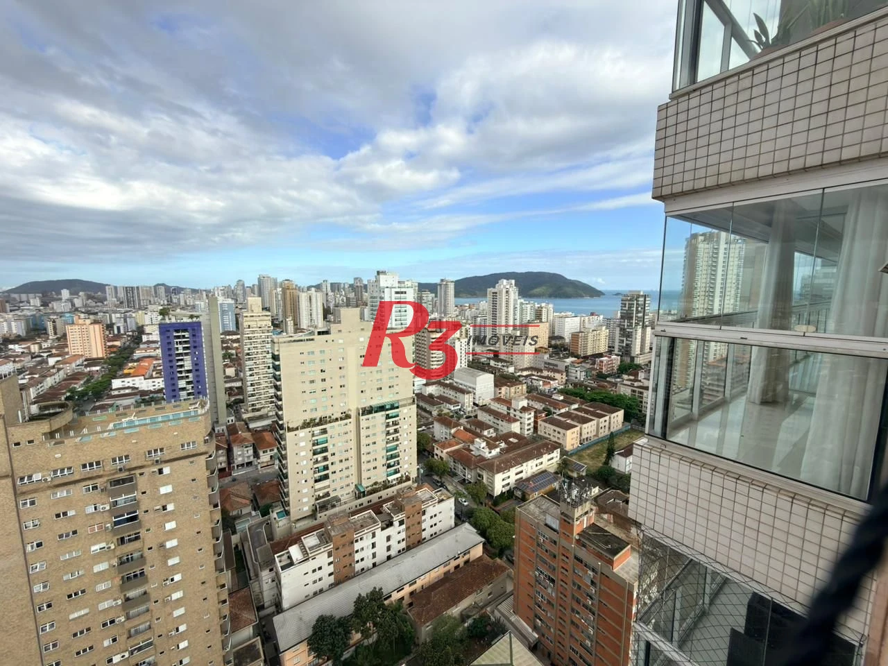 Apartamento com 3 dormitórios para alugar, 171 m² por R$ 16.850,00/mês - Embaré - Santos/SP